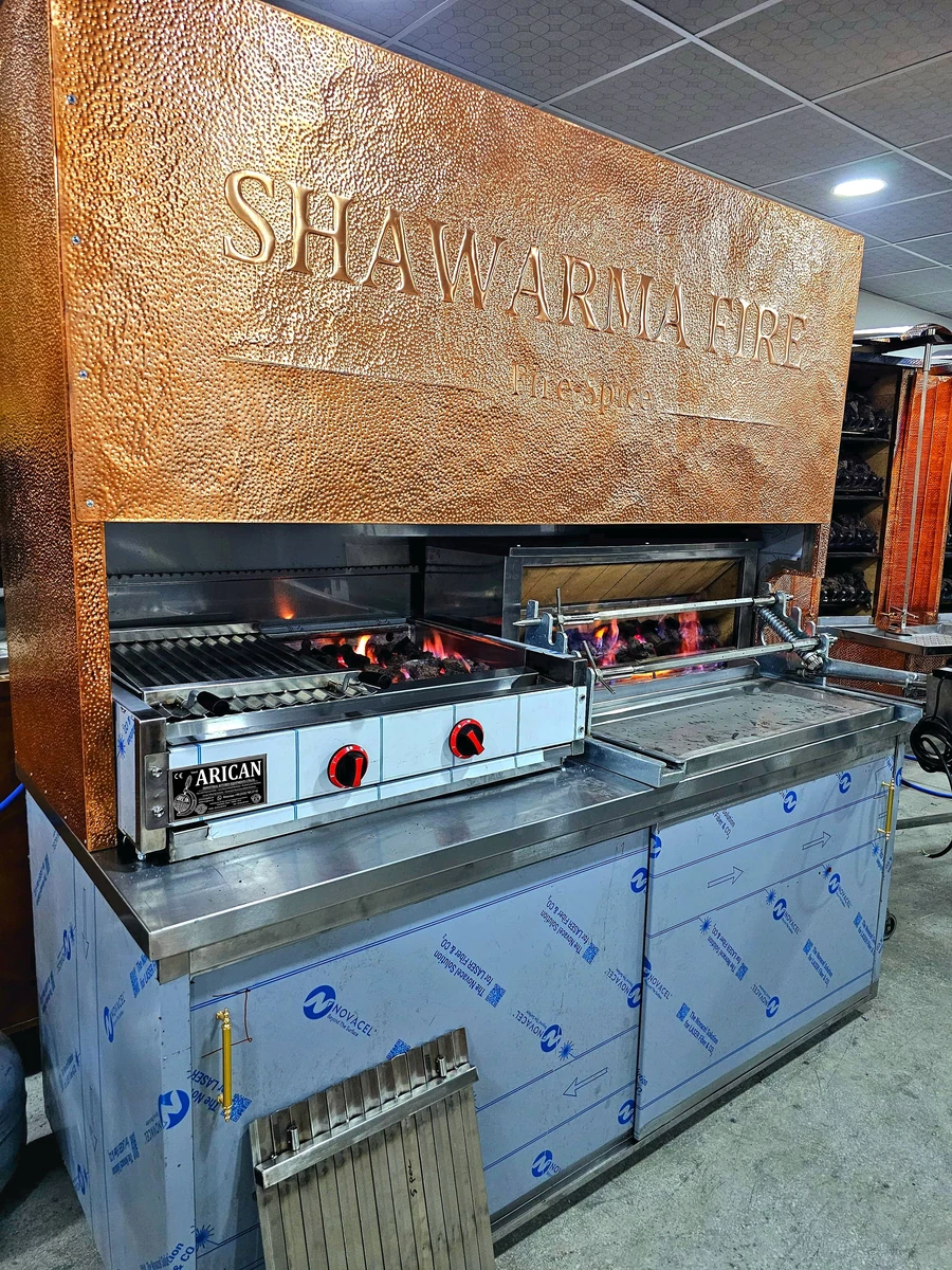 Individuelle Grillstationen · Individuelle Designbeispiele — AG-432 · 1