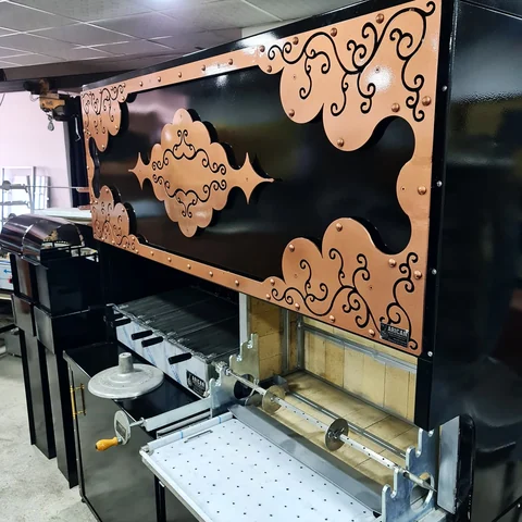Holzbefeuerte Cağ-Kebab-Grills · Schwarzes Metall · 200 cm — AG-071 · 2