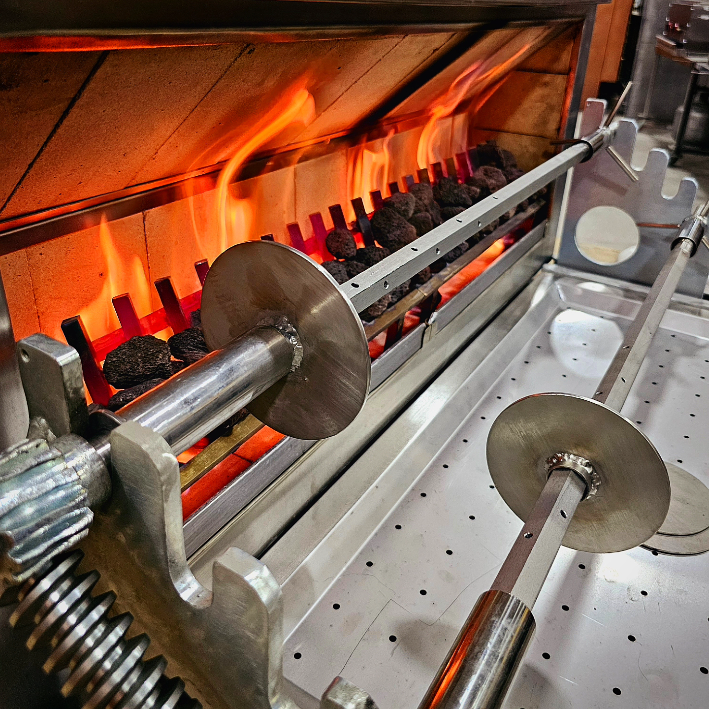 Automatic Gas and Lava Stone Horizontal Shawarma Grill