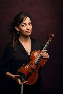 Ceren Türkmenoğlu, violin, violinist, rebab