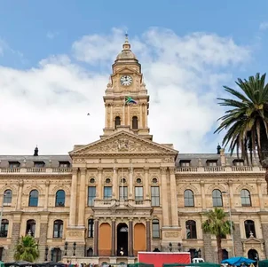 City-Hall-TheGift777-istock-thinkstock-crop.jpg.webp