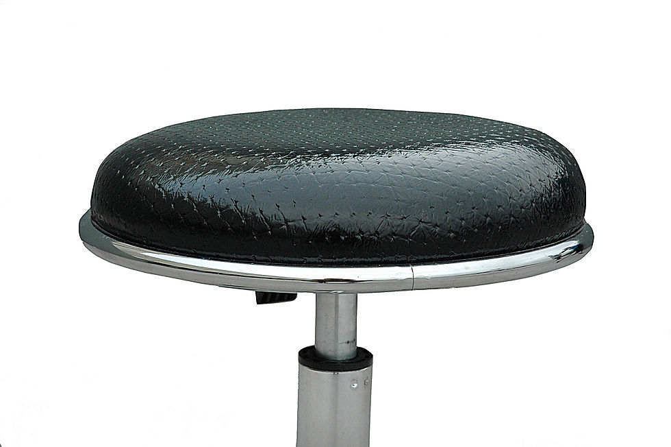 Thumbnail: Tattoo Stool