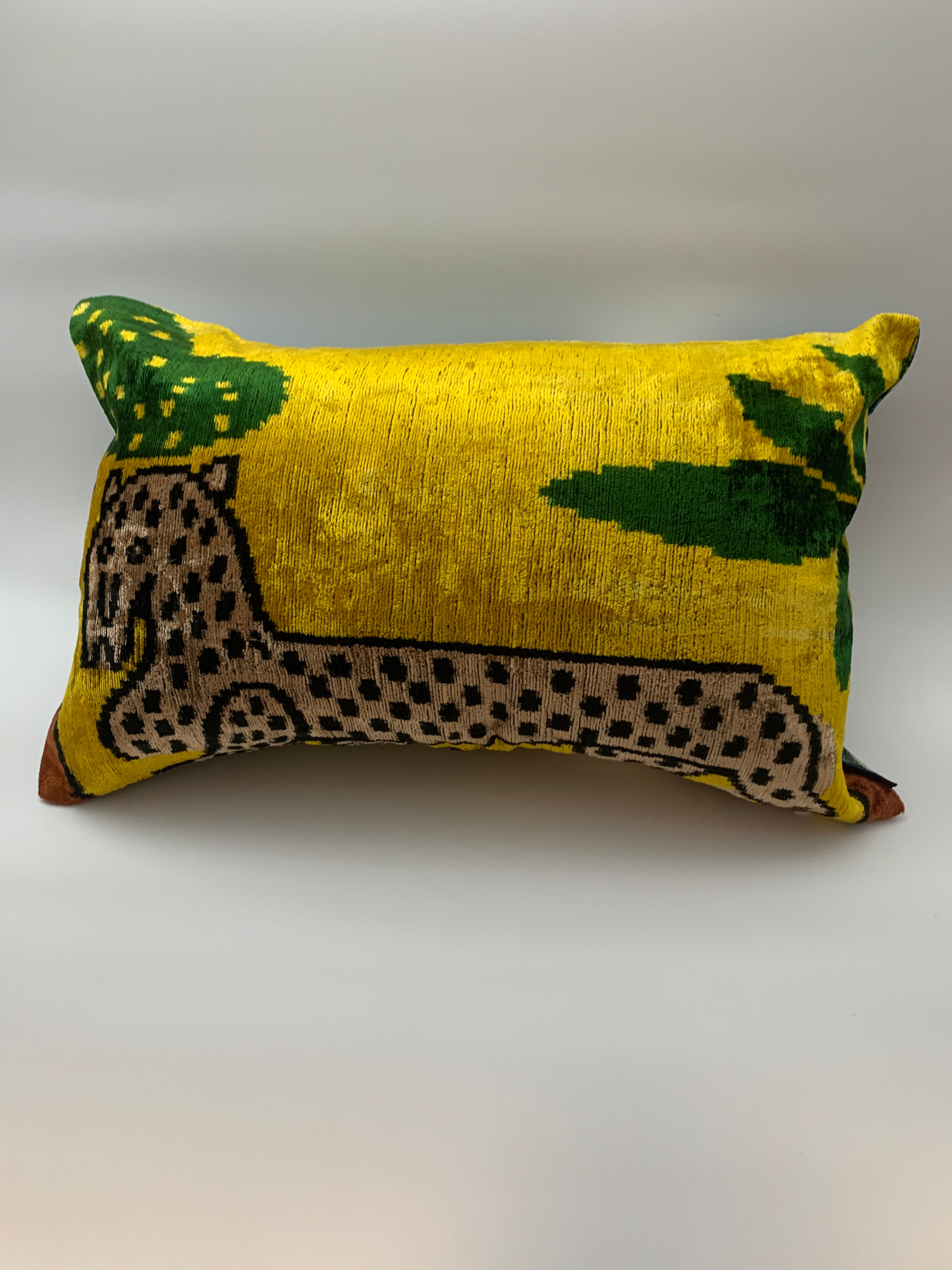 NADIA DAFRI ベルベットクッションカバー 40cm*60cm IKAT-5