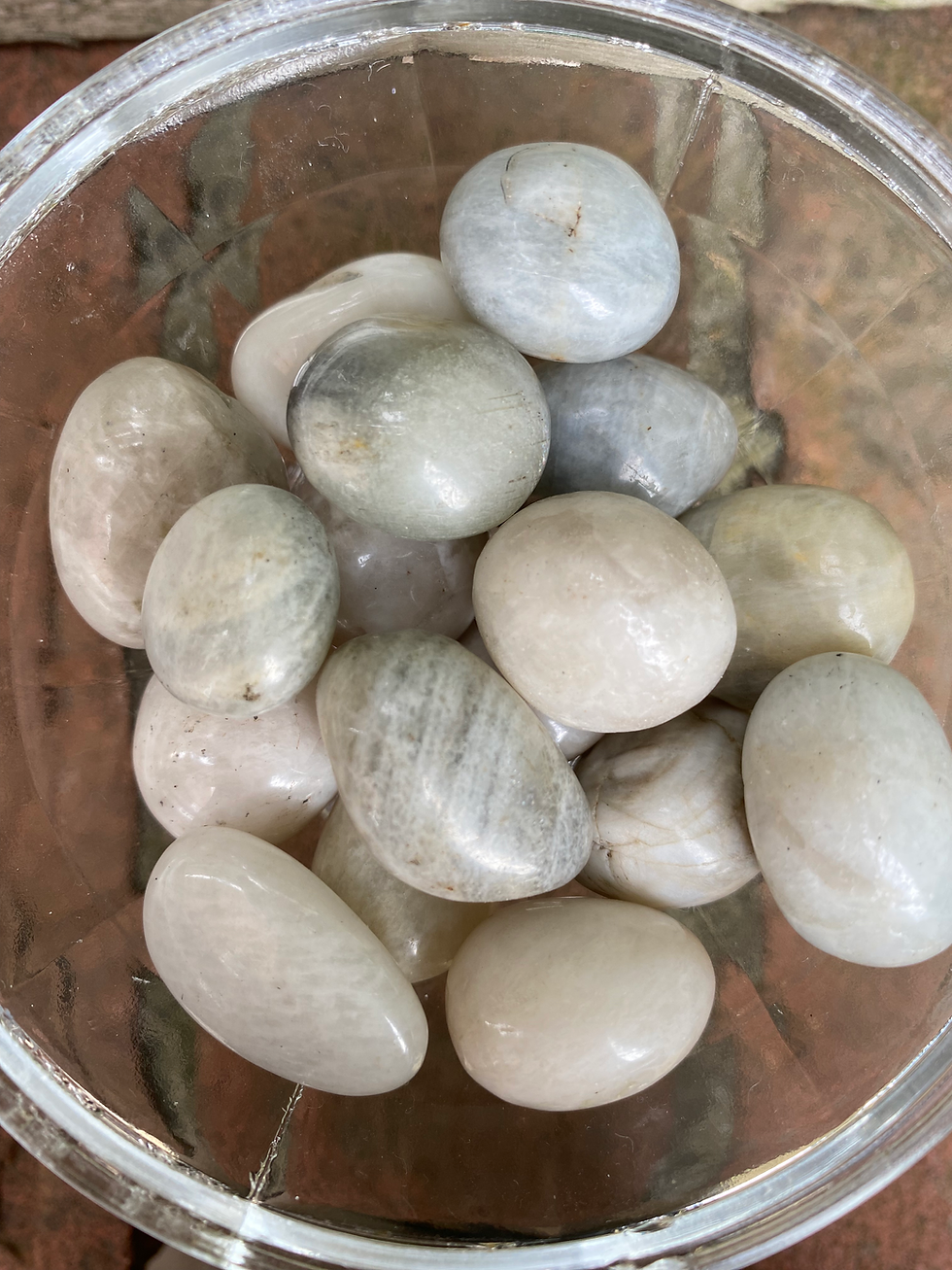 Thumbnail: moonstone tumbled stones l