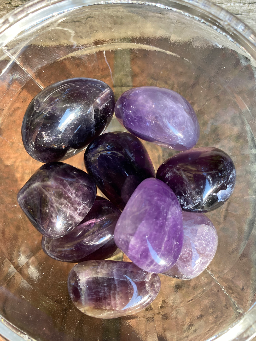 Thumbnail: amethyst tumbled stones