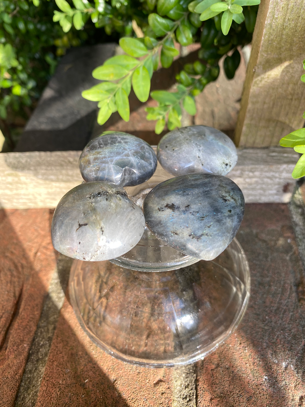 Thumbnail: 4 labradorite heart / medium