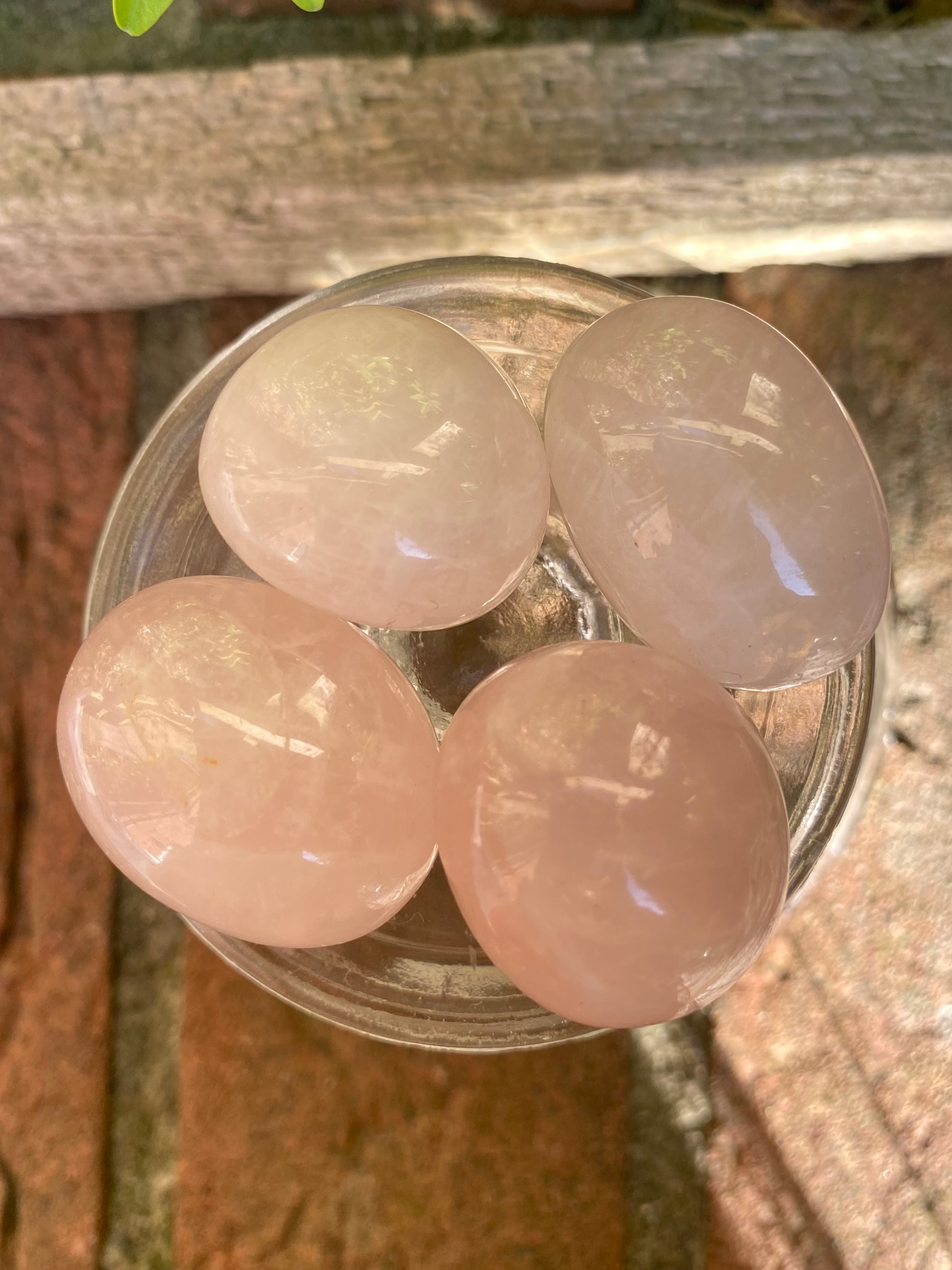 Rose quartz tumbled stones