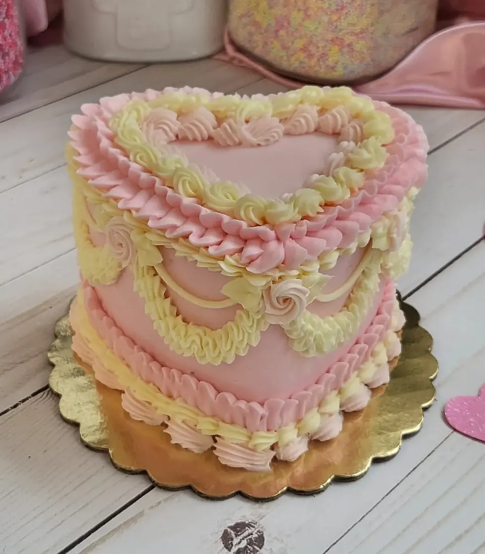 Vintage Heart Cake Decorating Class