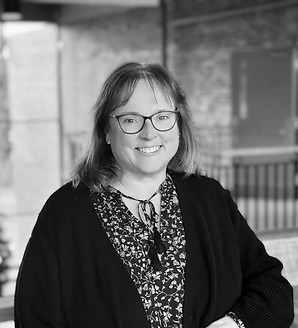 Jennifer Filiault Headshot bw.jpeg