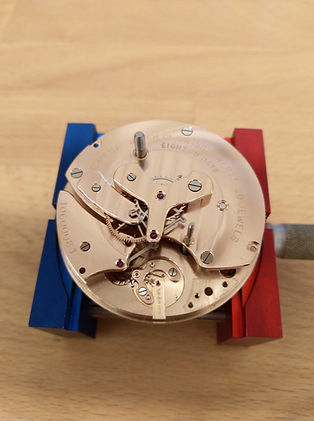 Sekundensprungmechanismus montiert