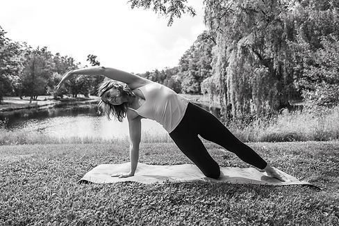 DSC_3746 - me side plank outside BW.jpg