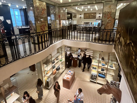 パリのエルメス本店
