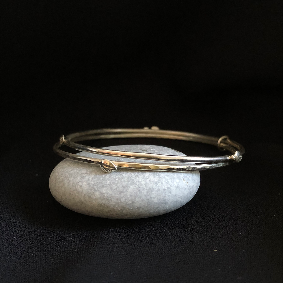 Thumbnail: Dainty Leaf Double Bangle