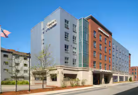 Hampton Inn & Suites Worcester