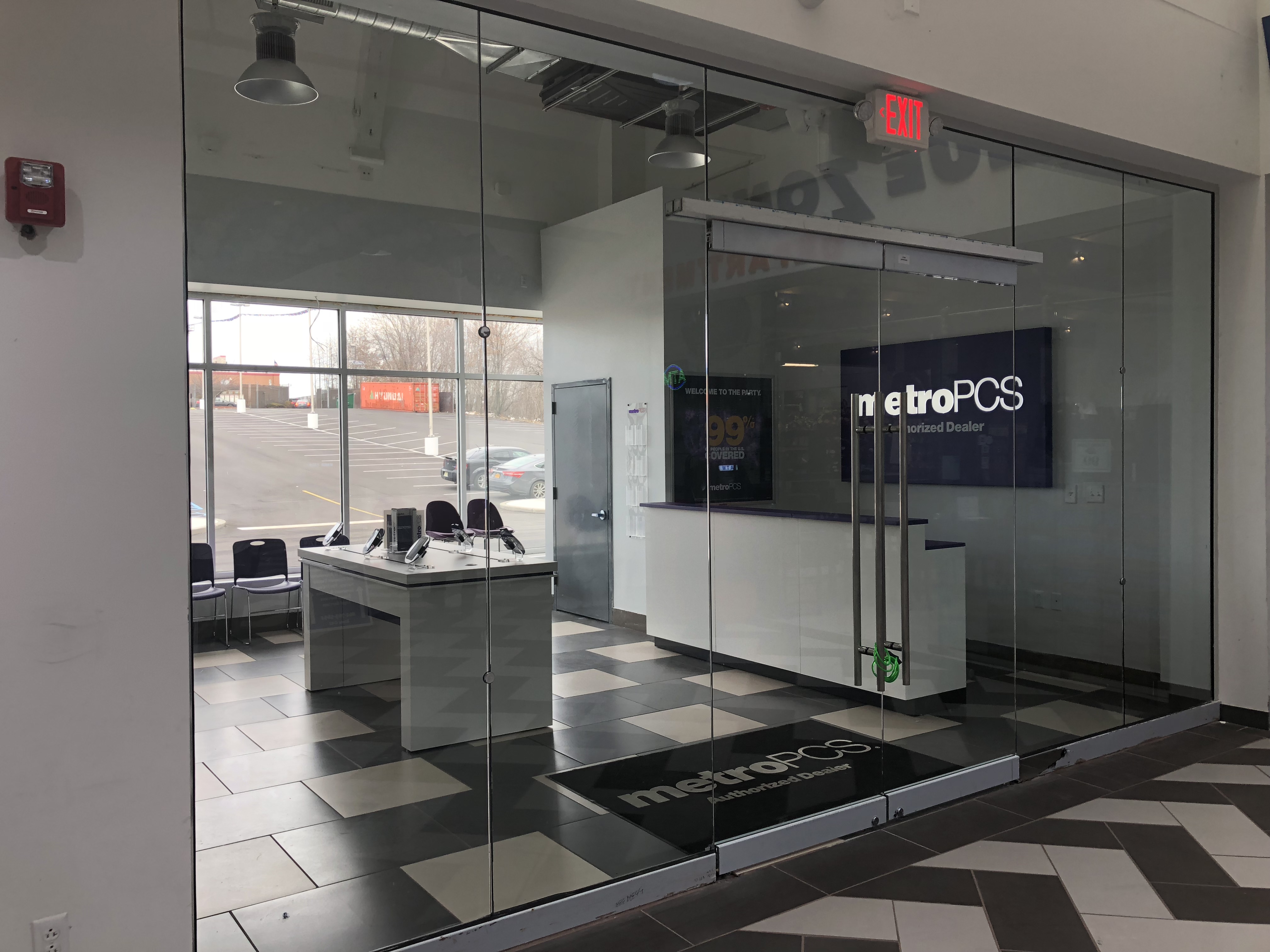 valley mall plaza outlet irvington nj