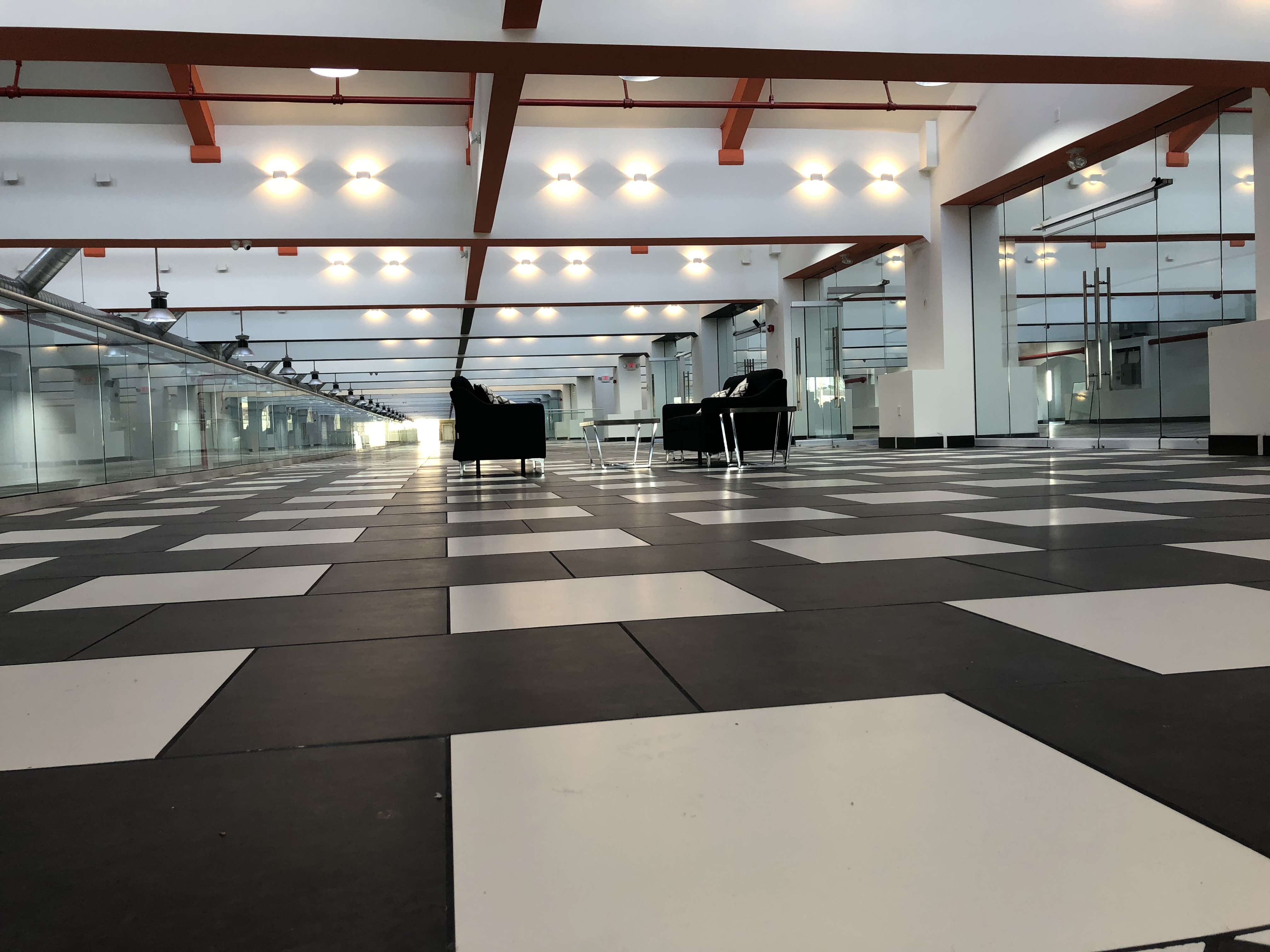 Store Valley Mall Plaza Outlet United States