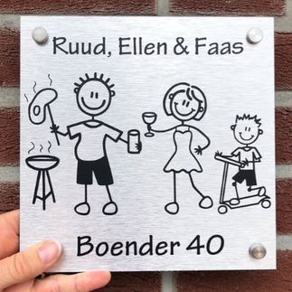 Naambordje familie