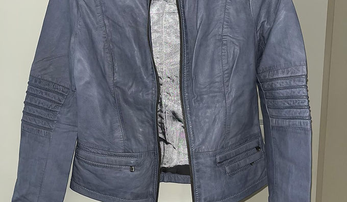 Vrouwen houden van deze jas omdat hij kracht én elegantie uitstraalt zonder te overheersen