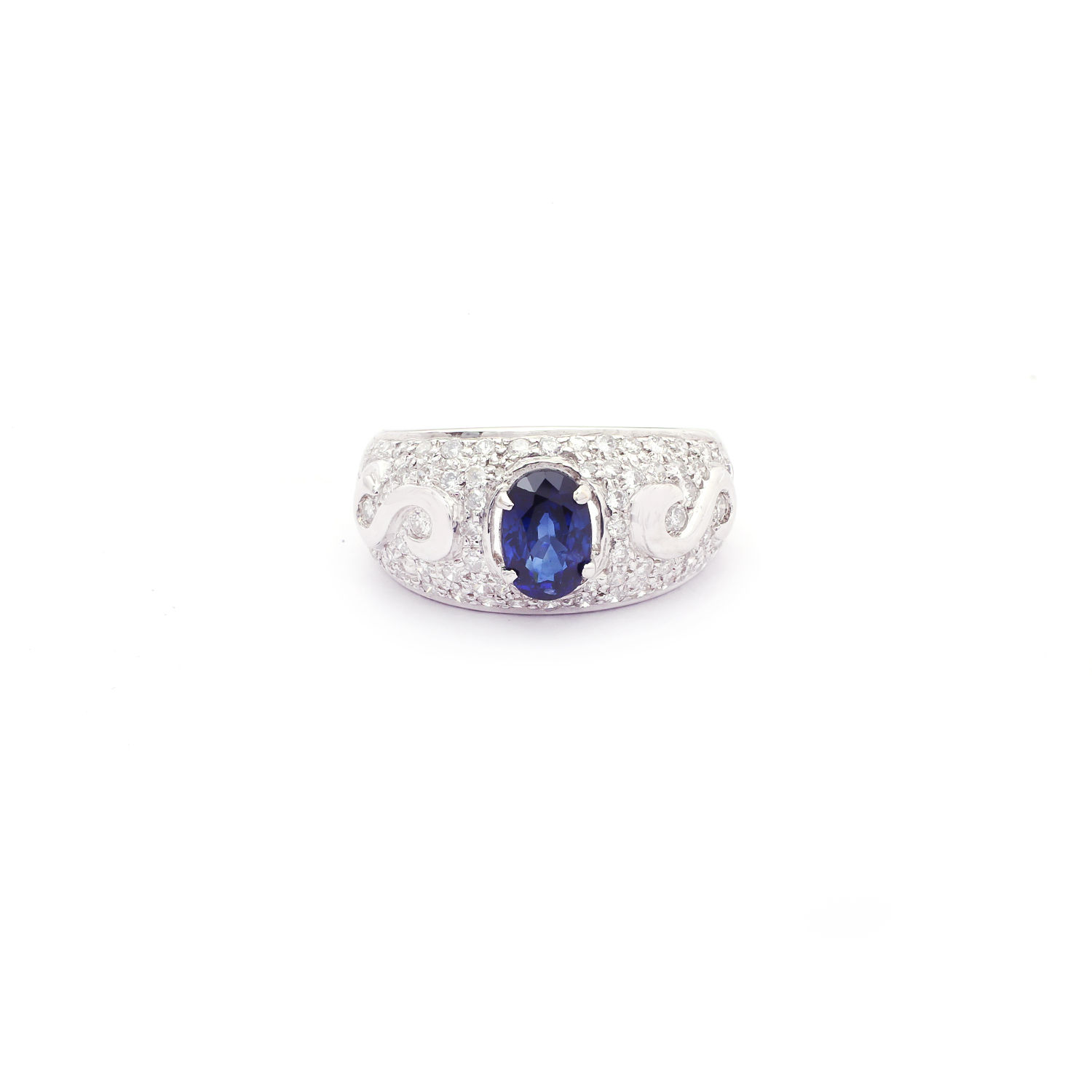 Elegant Blue Sapphire Diamonds Ring