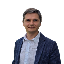 Pinchuk_edited_edited.png