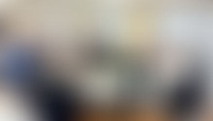 Membangun Hubungan Melalui Pertukaran Budaya dengan Staf Asing
