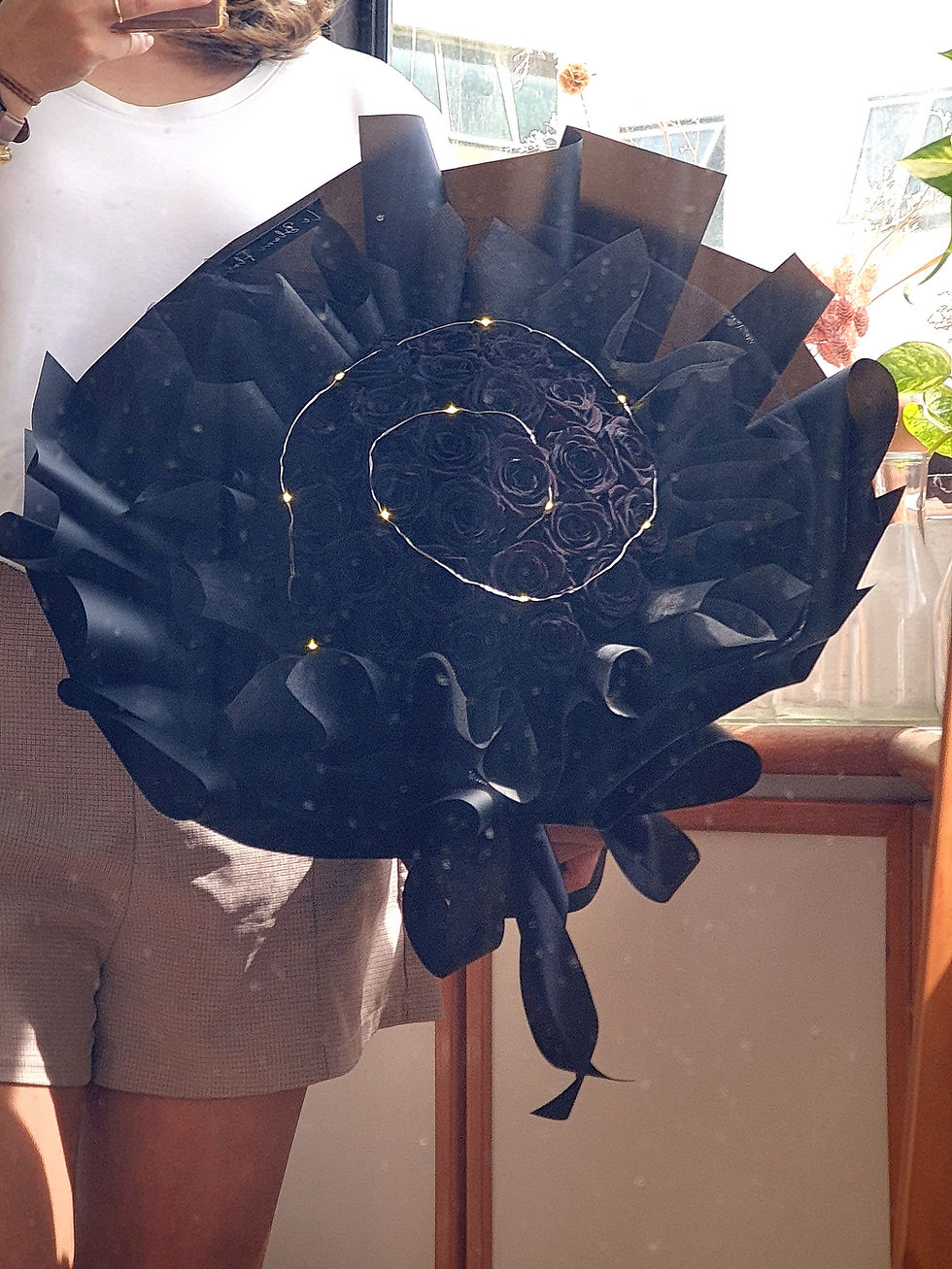 縮圖：Midnight Black (33 Roses)