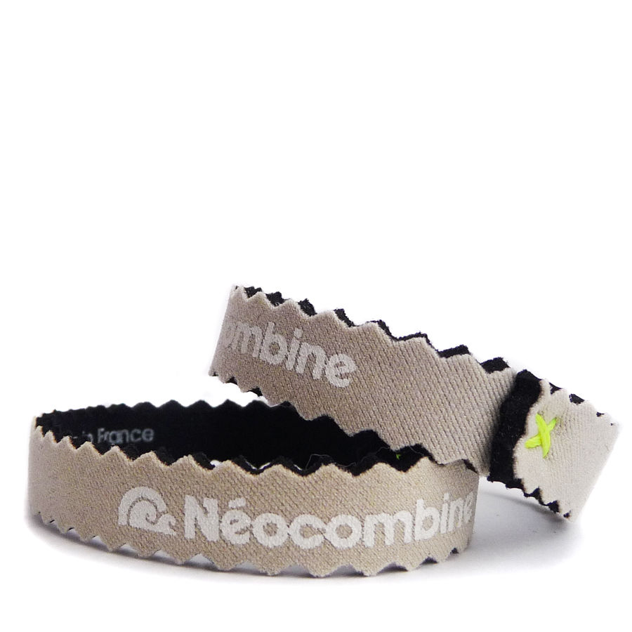 Bracelet,bijou,surf,combinaison recyclée,fabrication,artisanale,design,Neocombine,sérigraphie,cadeau,classique,gris