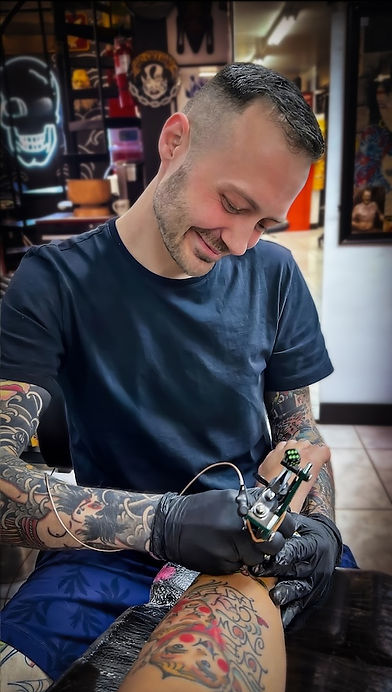 dustin_gormley_tattoo_artisthawaii.jpeg