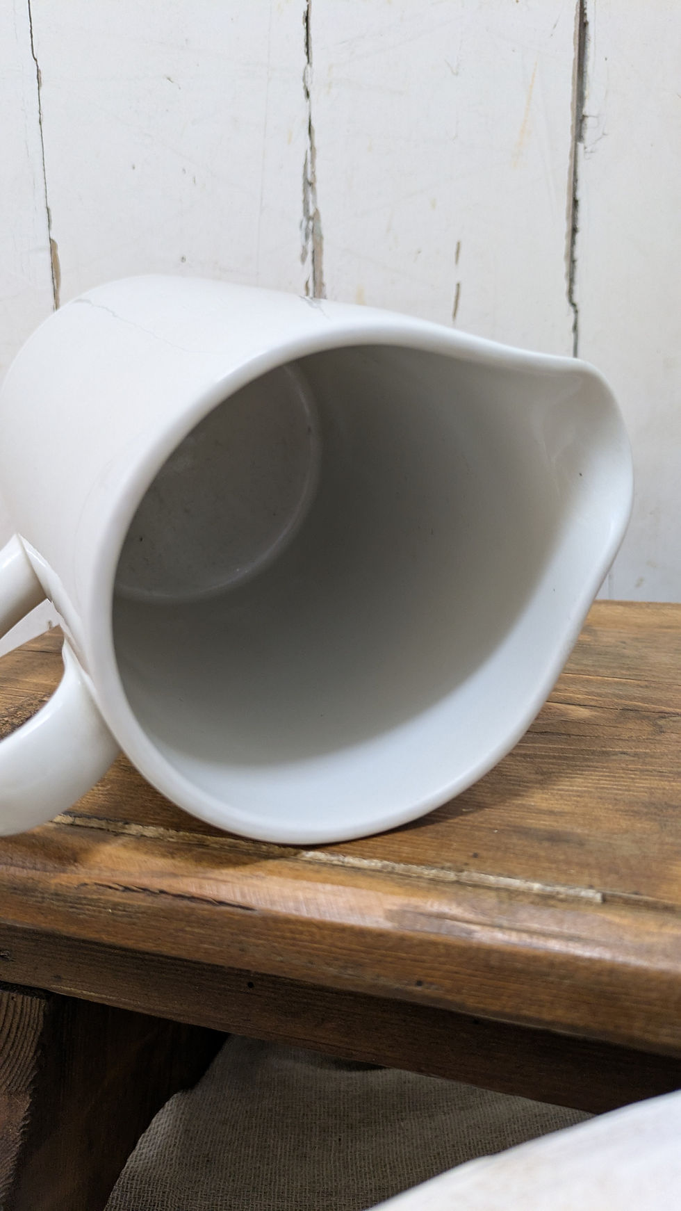 Thumbnail: Classic white jug