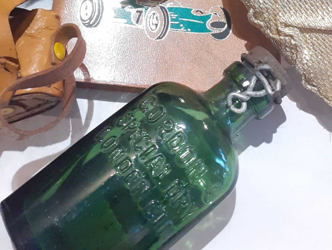 Vintage Gordons gin miniture