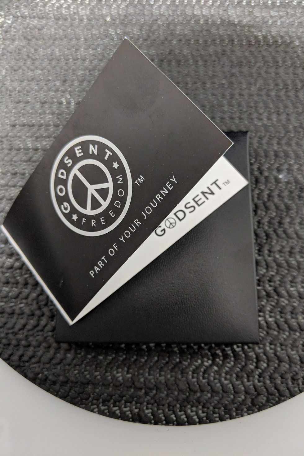 Miniaturbild: Large Oval Lady of Guadalupe Protection Necklace