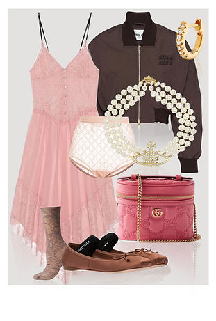 Gucci_lace_pink_dress_outfit_idea.jpg