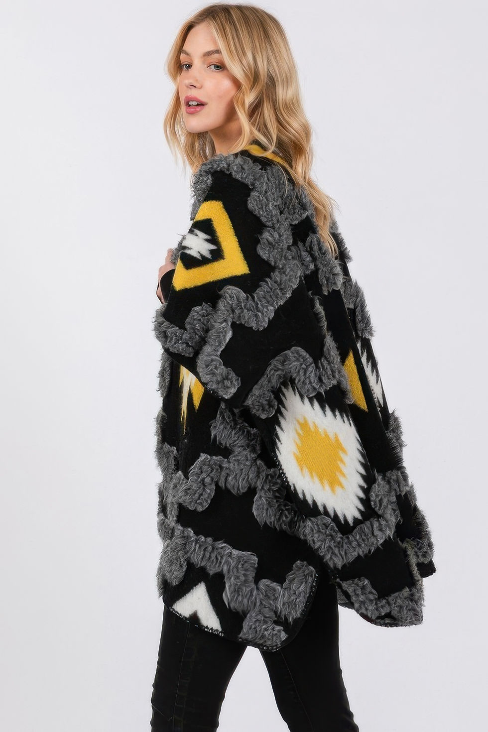 Thumbnail: Fuzzy Aztec Pattern Kimono