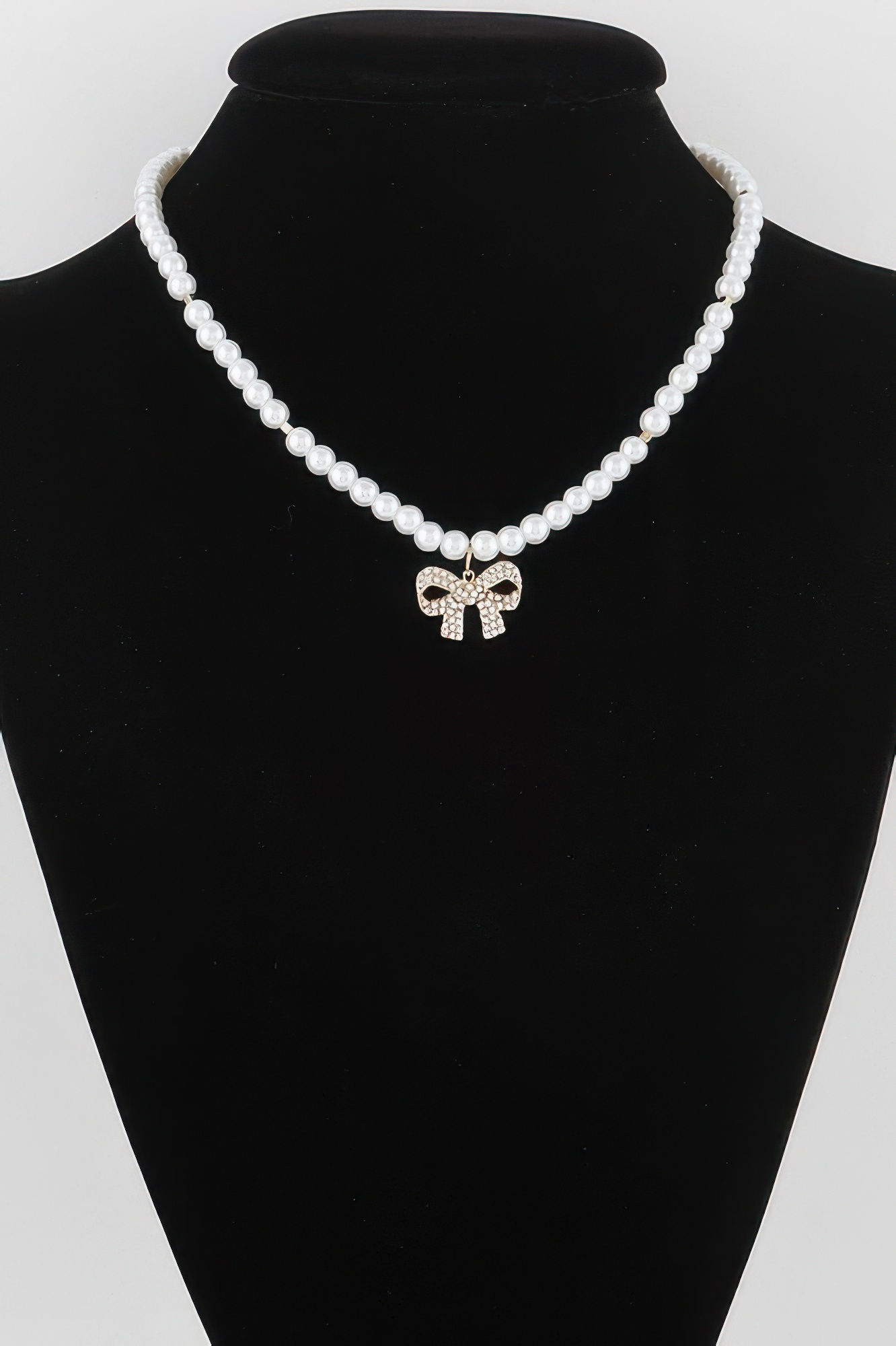 White Pearl Bow Necklace