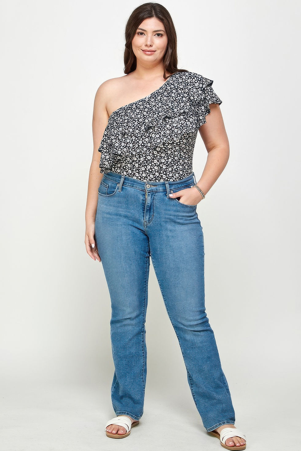 Thumbnail: Plus Size Ditsy Floral One Shoulder Bodysuit