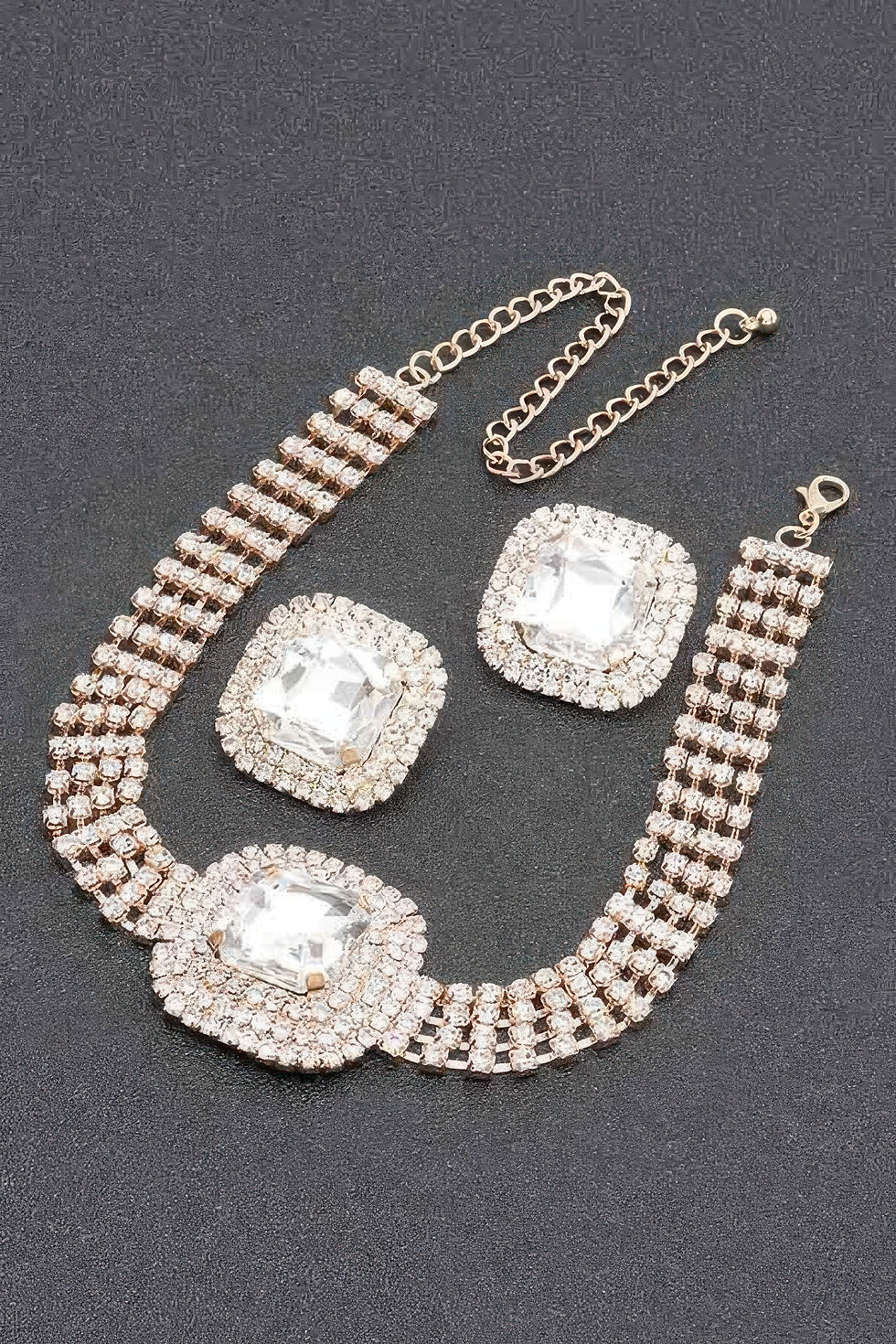 Thumbnail: Rhinestone Necklace Set