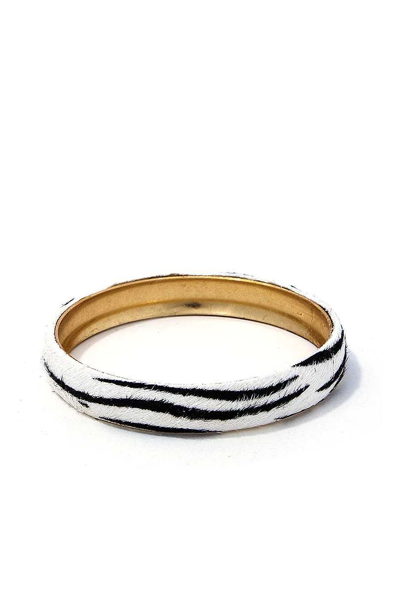 Thumbnail: Animal Print Metal Bangle Bracelet