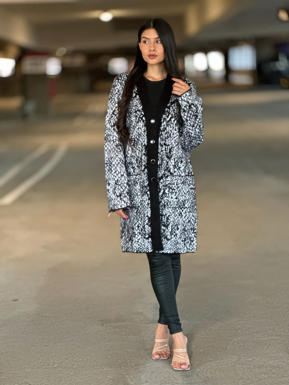 Thumbnail: Big Button-down Long Sleeve Snake Print Cardigan
