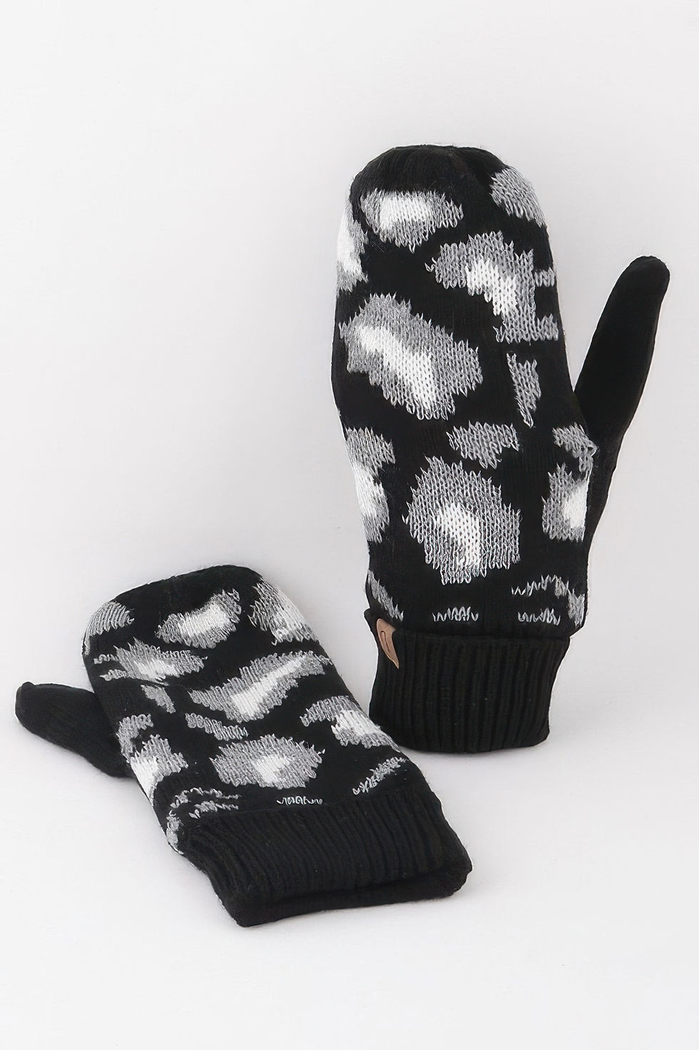 Thumbnail: Leopard Print Mittens 