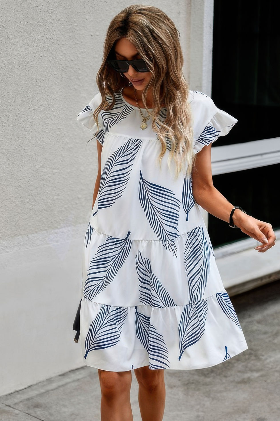 Thumbnail: Leaf Print Ruffle Sleeves A Line Midi Dress