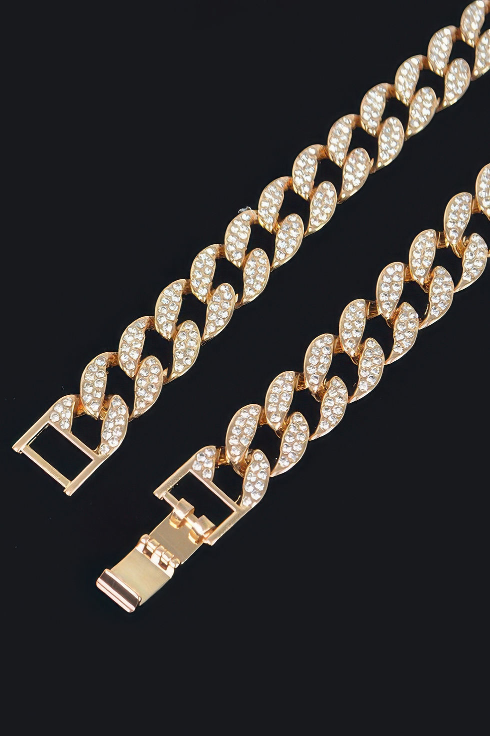Thumbnail: Hammered Bulk Chain Necklace