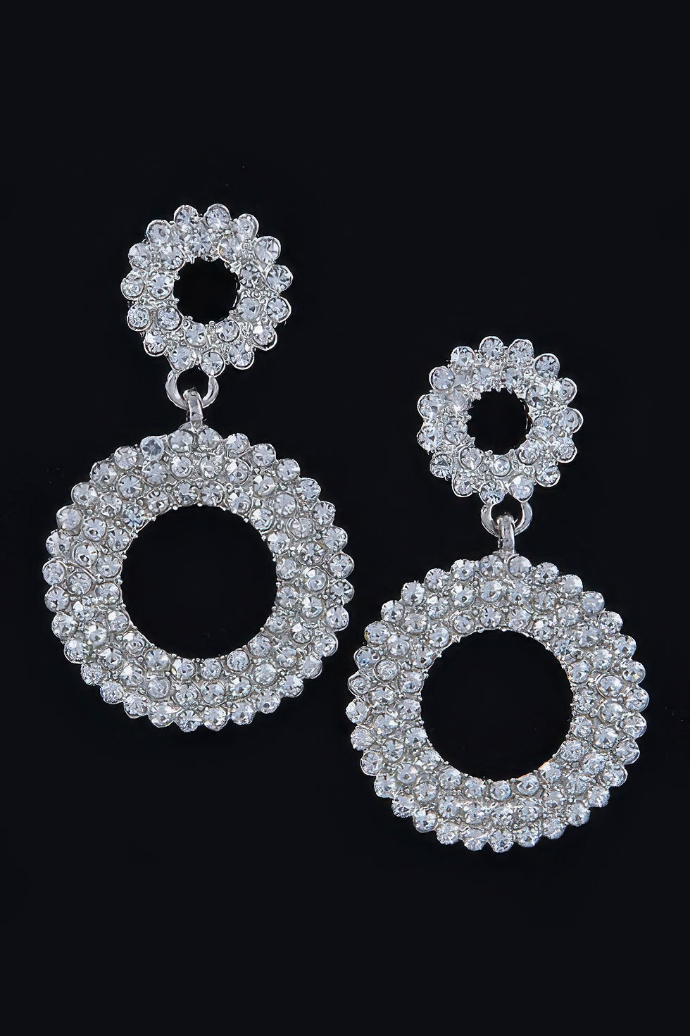 Thumbnail: Rhinestone Dangle Earring