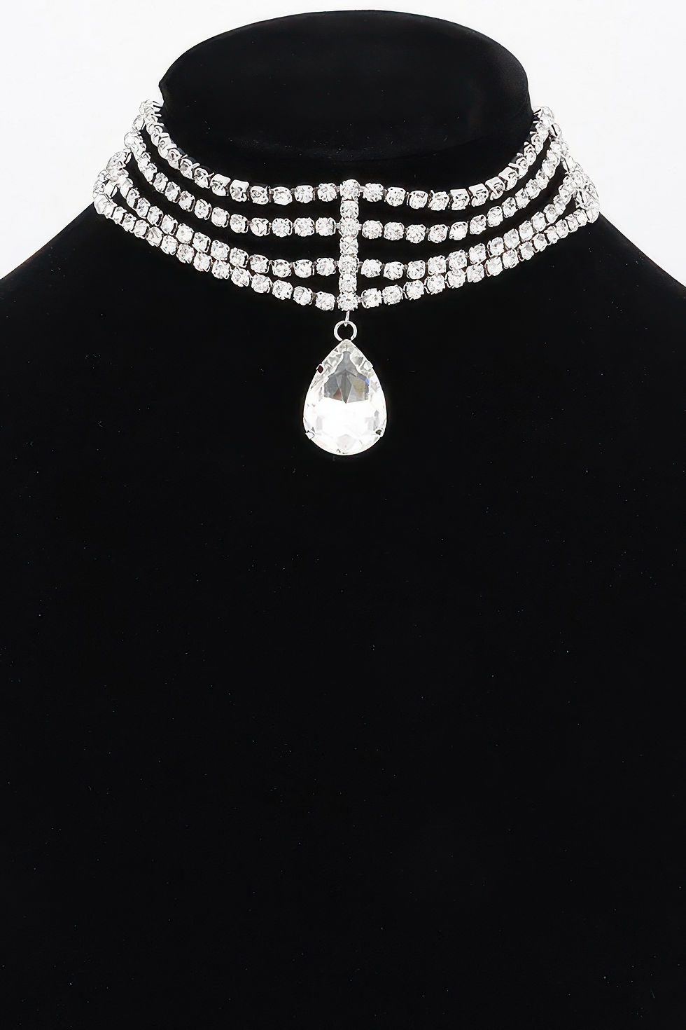 Thumbnail: Rhinestone Necklace