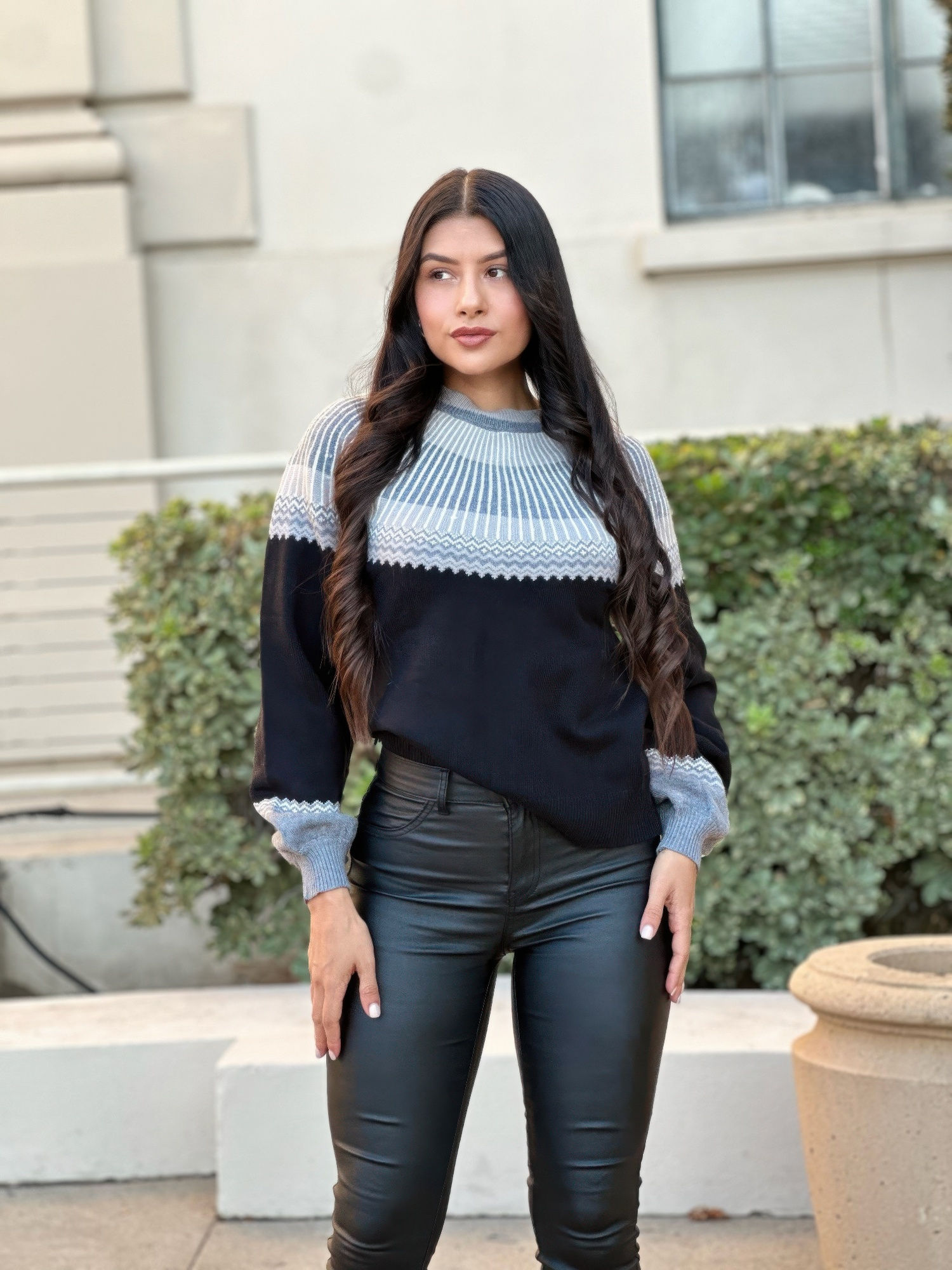 Neutral Color Block Knit Pull Out Sweater             