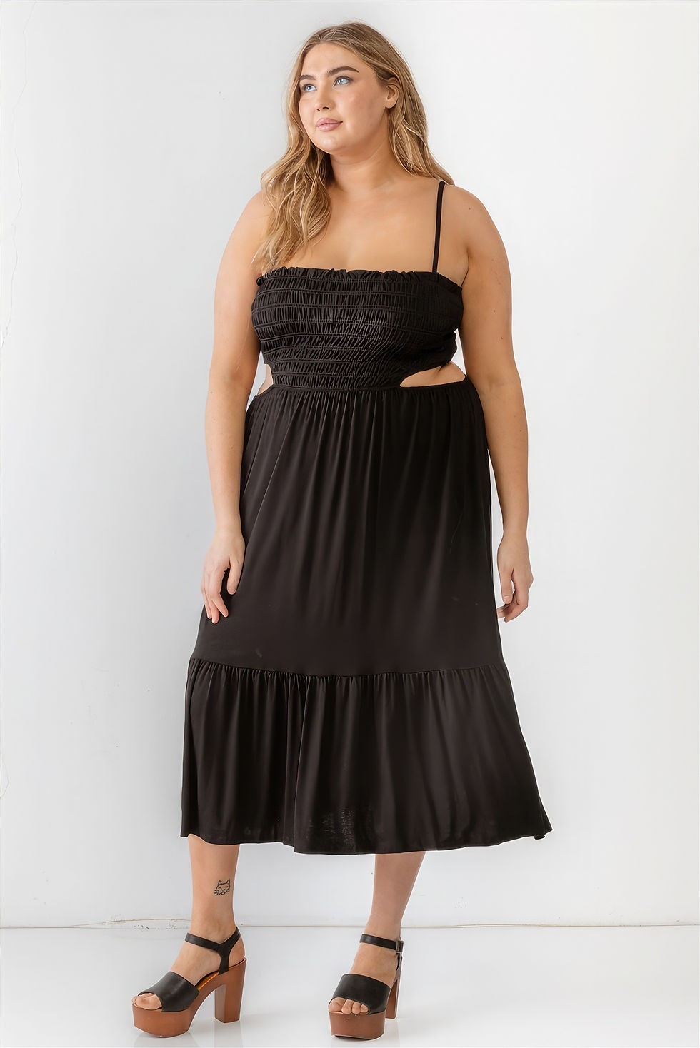 Thumbnail: Plus Smocked Cut-out Strappy Flare Hem Midi Dress