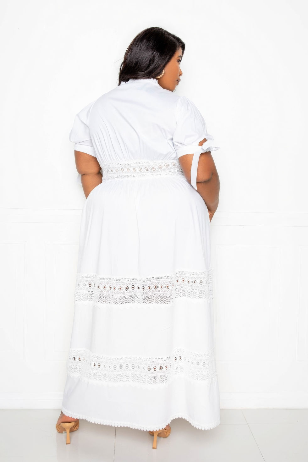 Thumbnail: Puff Sleeve Maxi Dress With Lace Insert