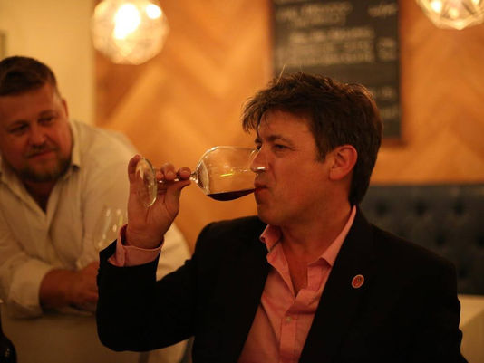 Time to put the sommeliers in the spotlight: Jean-Vincent RIDON