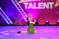 madyson solo .jpeg
