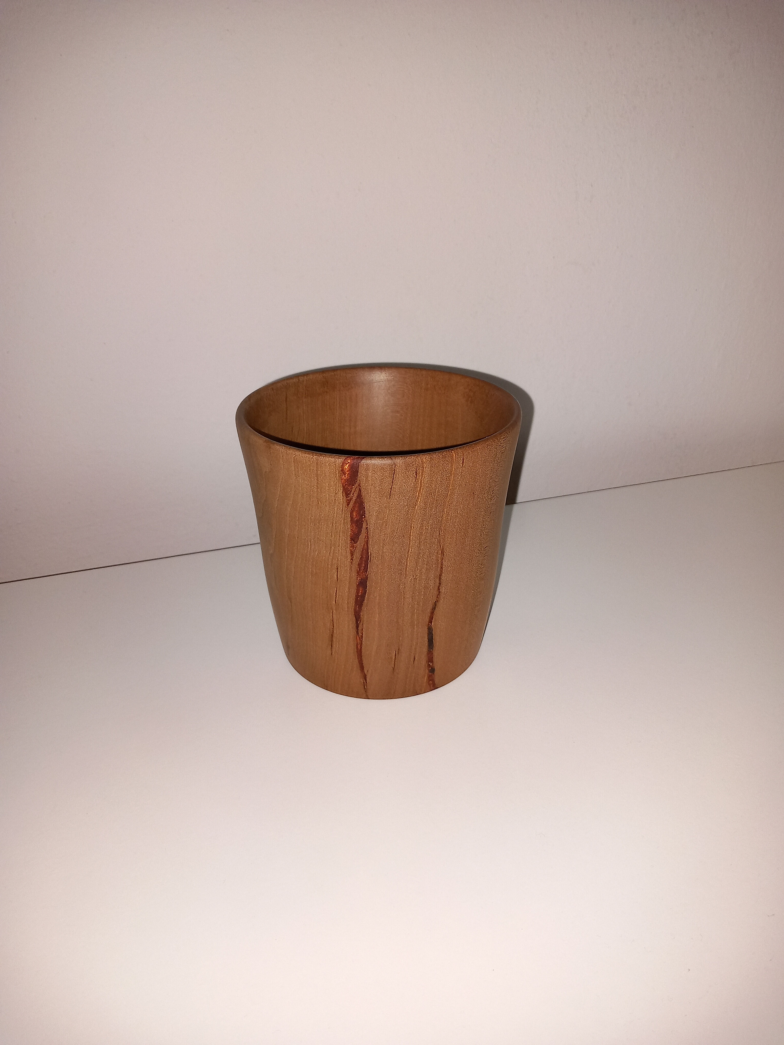 Vase bzw. Blumentopf aus Birnenholz