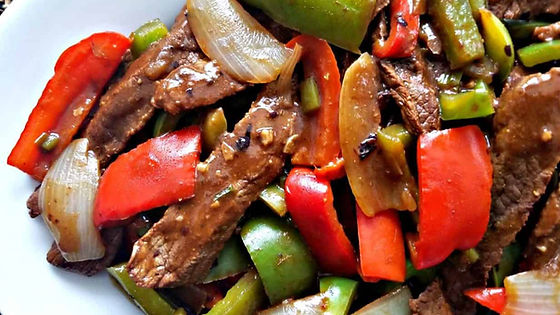 4. Special Fried Beef Serve on Hot Pan with Onion